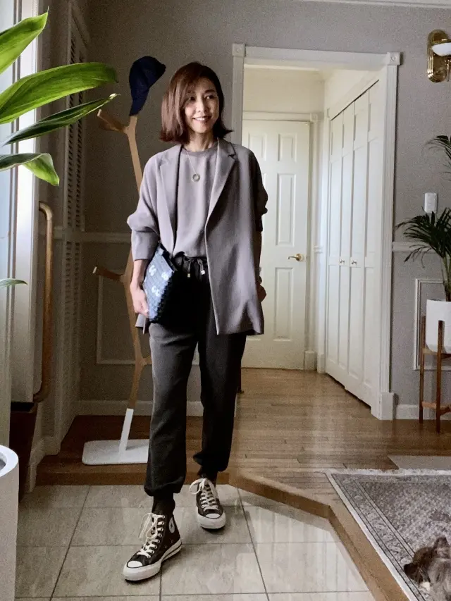 秋の辛口ベージュの画像_1