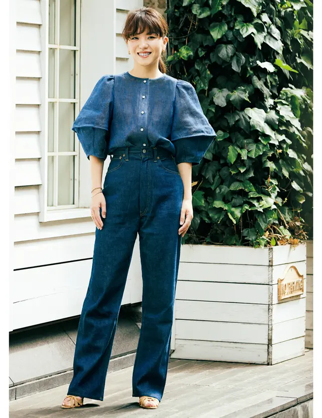 根岸由香里さん（Ron Herman ウィメンズ・ディレクター）　デニムコーデ
