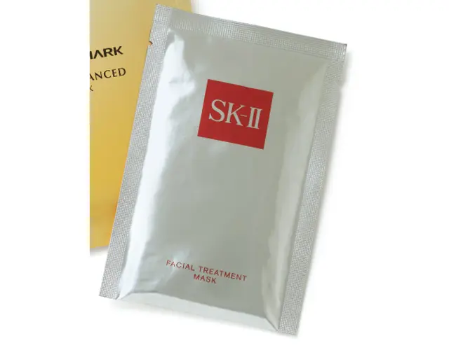 フェイシャル トリートメント マスク 6枚入り ￥10,000（編集部調べ）／SK-Ⅱ