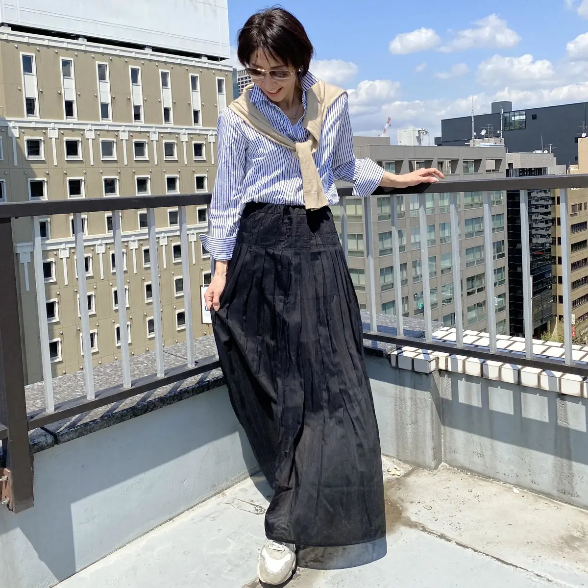 黒スカートコーデ①