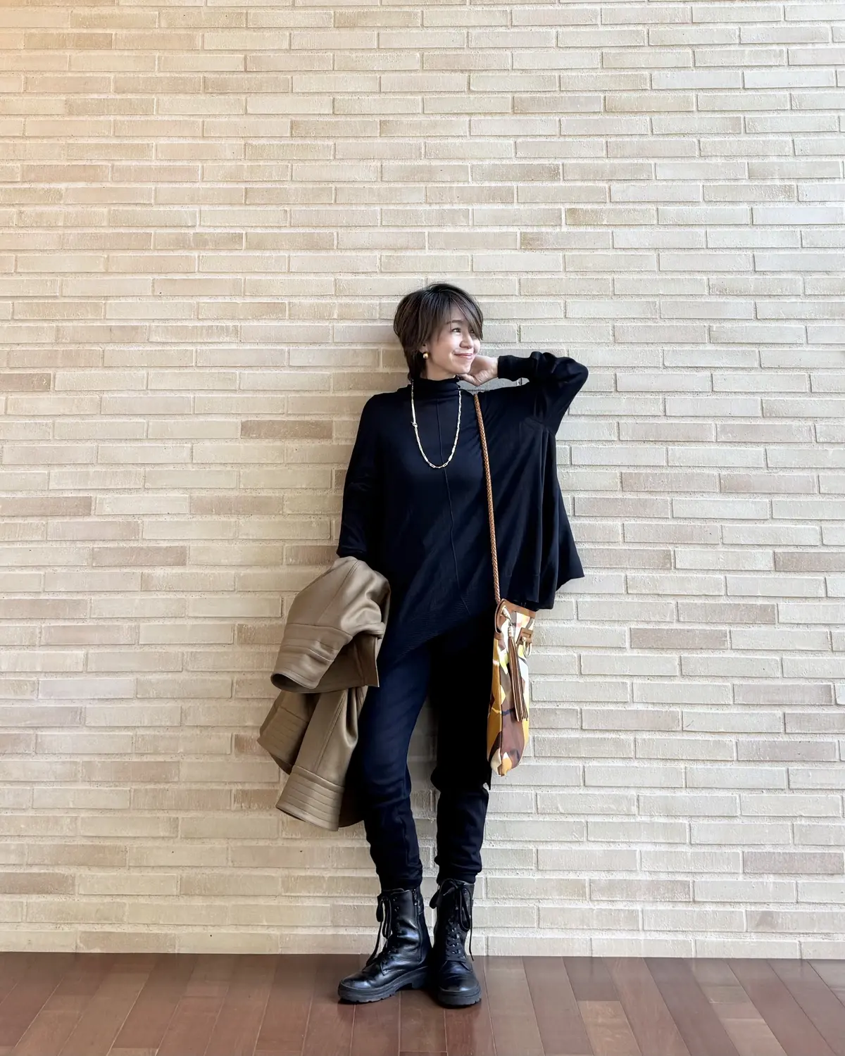 ハーフコートで秋の装いをアップデートの画像_4