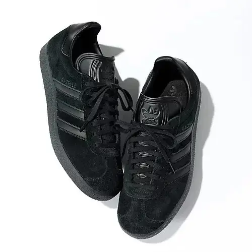 【50代 スニーカー】旬ボトムに合う大人の画像_9