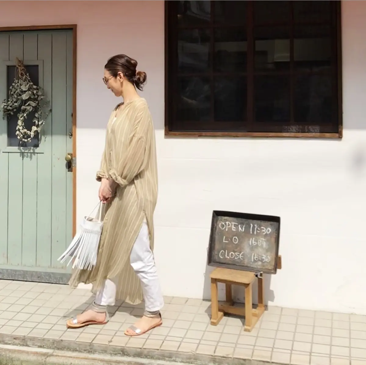 リラックスコーデで、念願の桃パフェ♡の画像_3