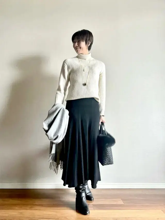 華組　スカートコーデ