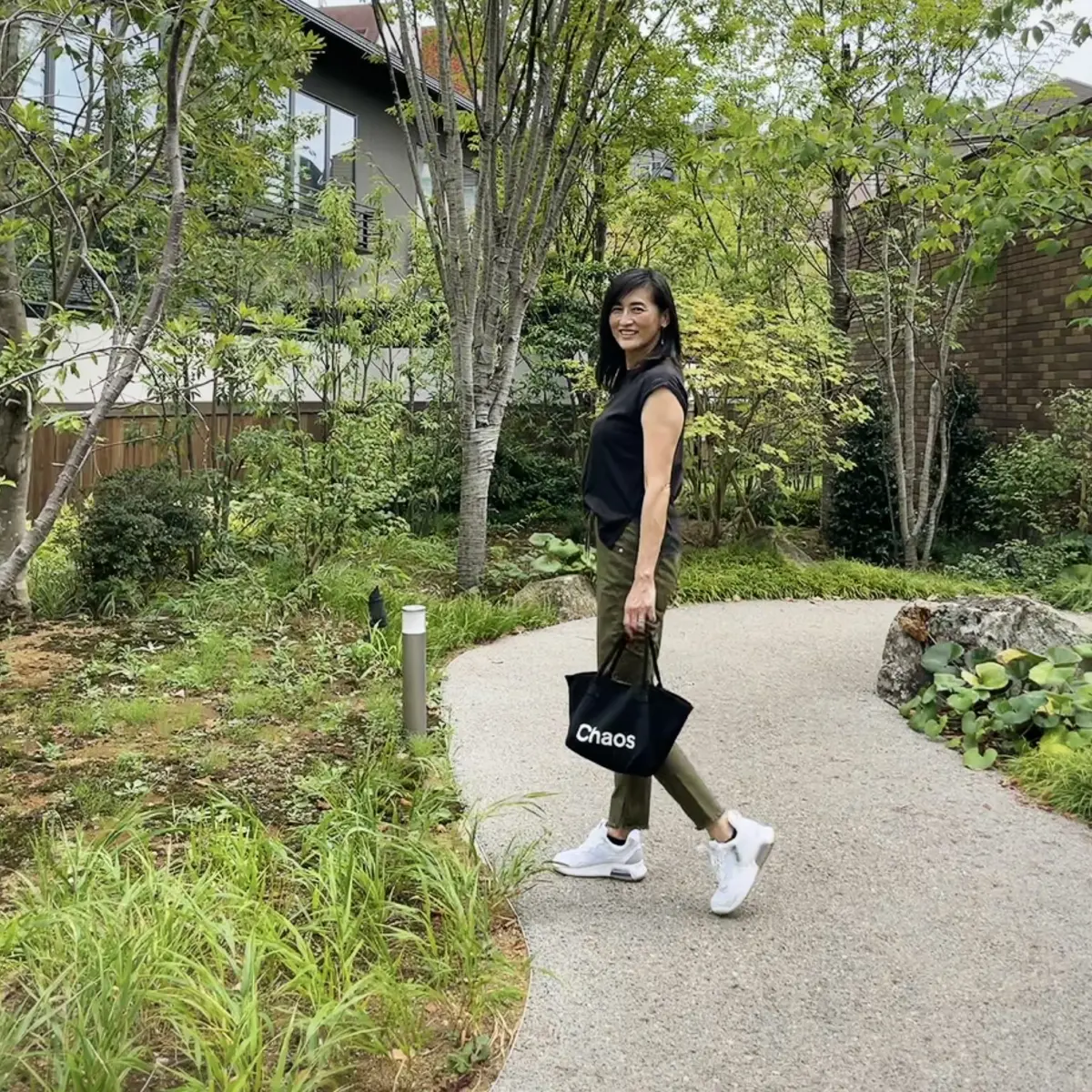 人気のシリーズ、エクラの黒トートの画像_3