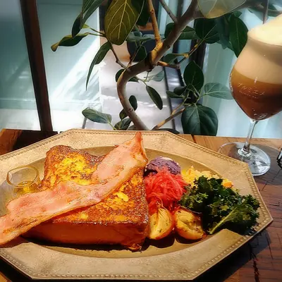 代々木公園の「プルミエメ」の朝食、フレンチトースト