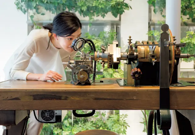 貴重な手動旋盤