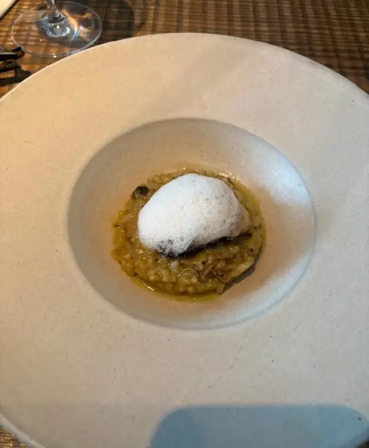 ラス　L'AS　隠れ家フレンチ　表参道　南青山　ランチ　クリスマスシーズン　フォアグラのクリスピーサンド