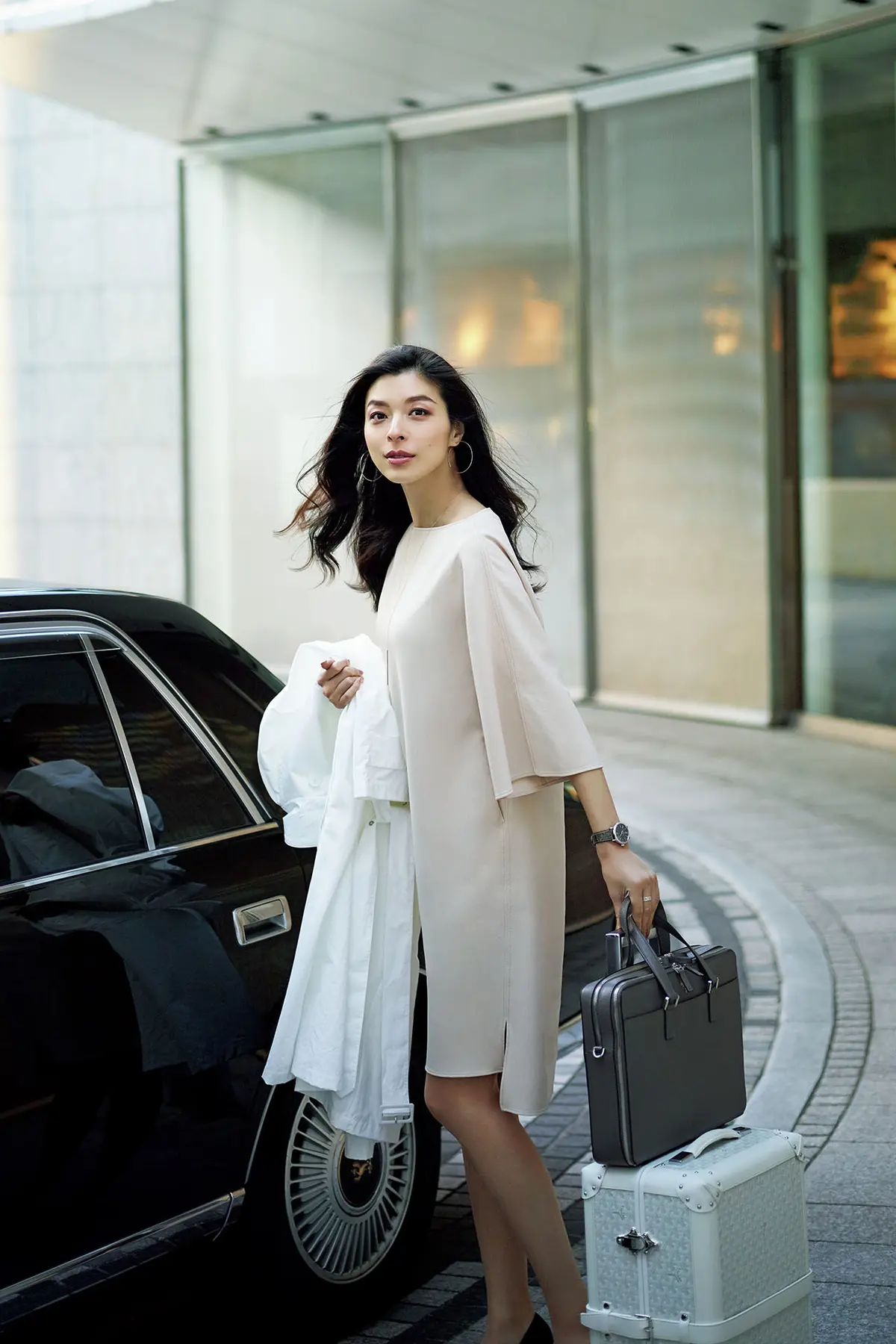 着崩れが気にならないワンピースで帰りの空の画像_1