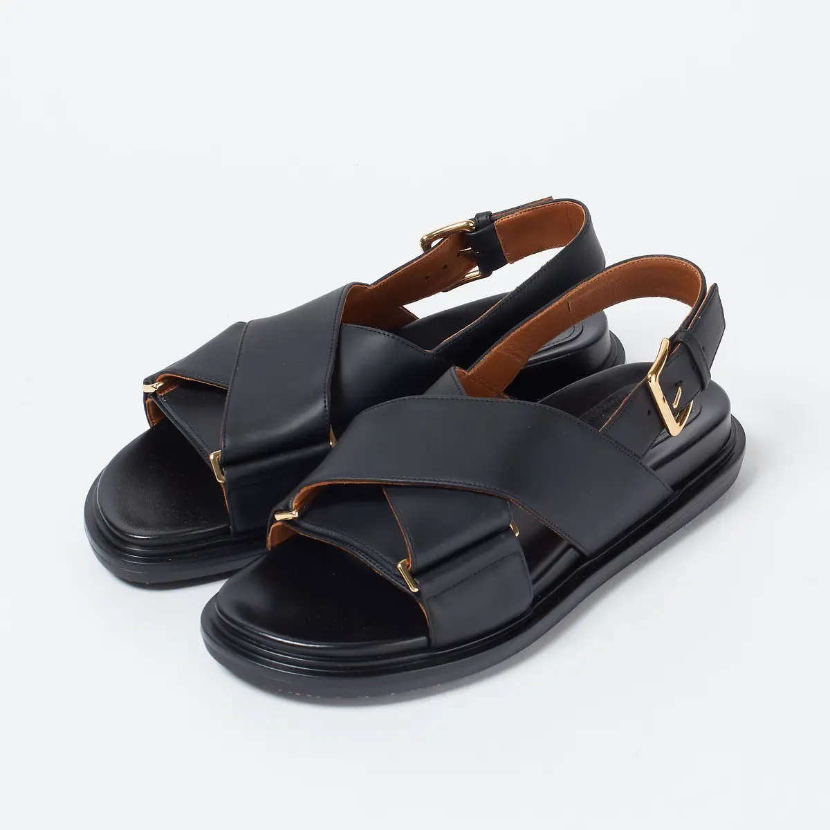 新しいシーズンを軽やかに彩る！マルニ、春の画像_11