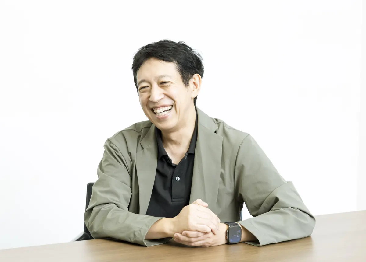 【作家・会社経営者 越川慎司さんインタビュー】「週休３日」の働き方を実現 インタビュー写真