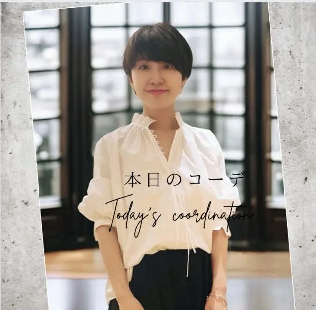 エクラ5月号掲載の白いデコラブラウス✨の画像_1