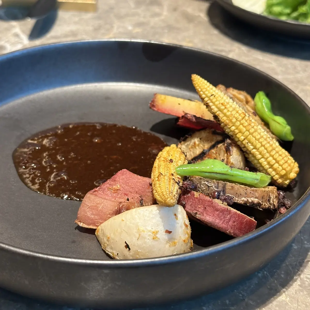 タイ料理　SAAWAAN BISTRO　野菜のタマリンドグリル