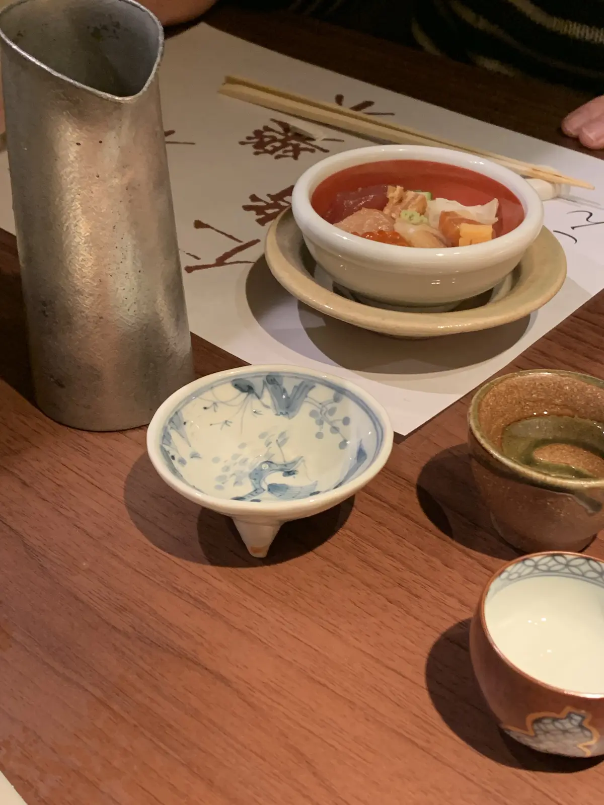 好みの御猪口を選んで、日本酒を楽しむ