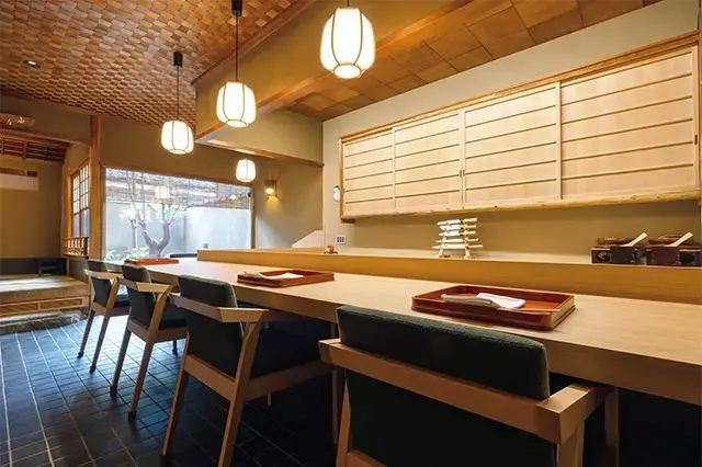 北野天満宮からほど近い西陣地区にたたずむ一軒家。