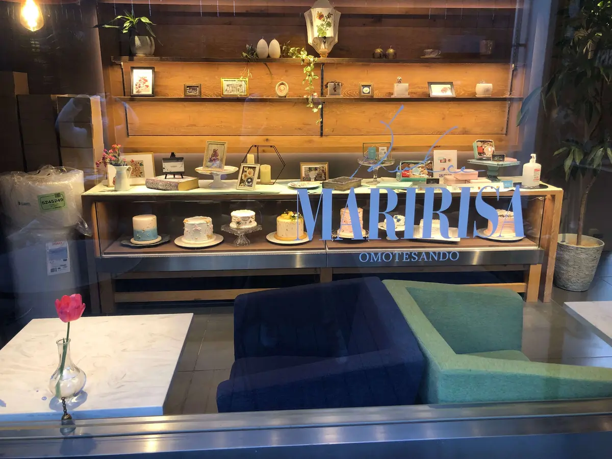 「ビズ」のスタイル映えスカートに可愛いケの画像_8