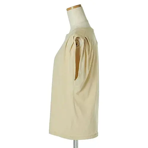 このデザインならノースリーブに挑戦できるの画像_4