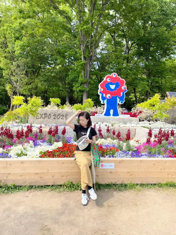 大阪城公園　ミャクミャク