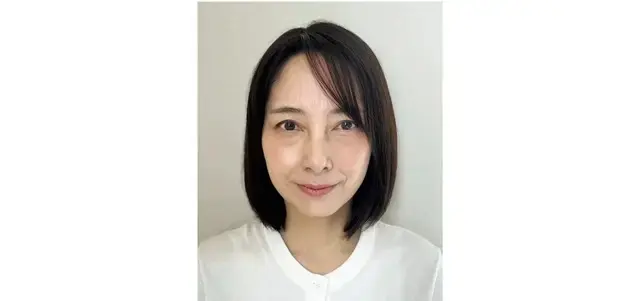 人気のウルフボブはアウトラインに重さを残して【50代髪型・ヘアスタイル】