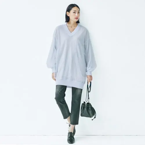 Comfort embracement×éclat チュール重ねVネックニット