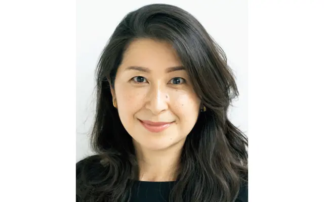 上がり眉のセルフメイクの松ヶ崎由紀子