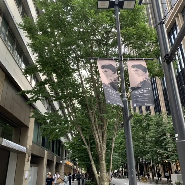 丸の内周辺の街灯