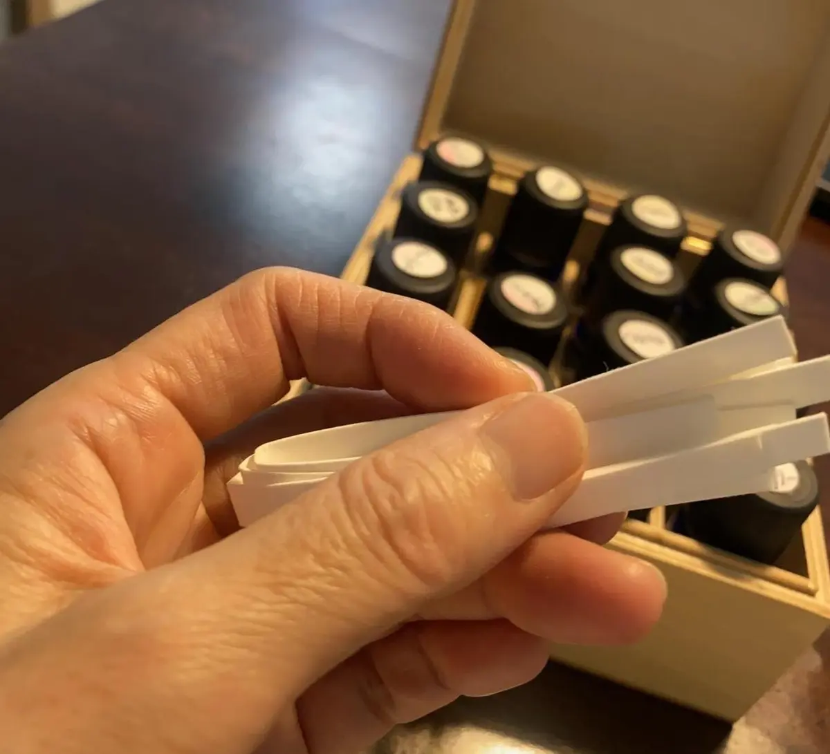 OurAge×Webエクラ ムエットについた香りを持ち歩く