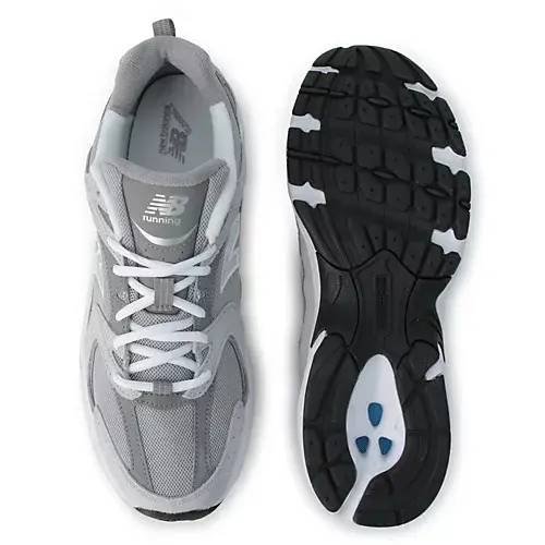 【50代 スニーカー】きれいめカジュアルの画像_11