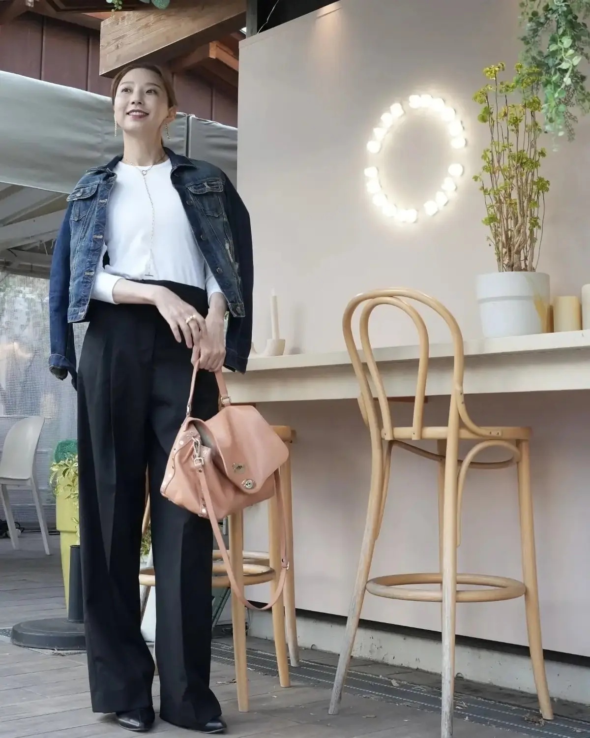 ZARA Gジャン・パンツ愛用　エクラ華組 法村麻起子さん