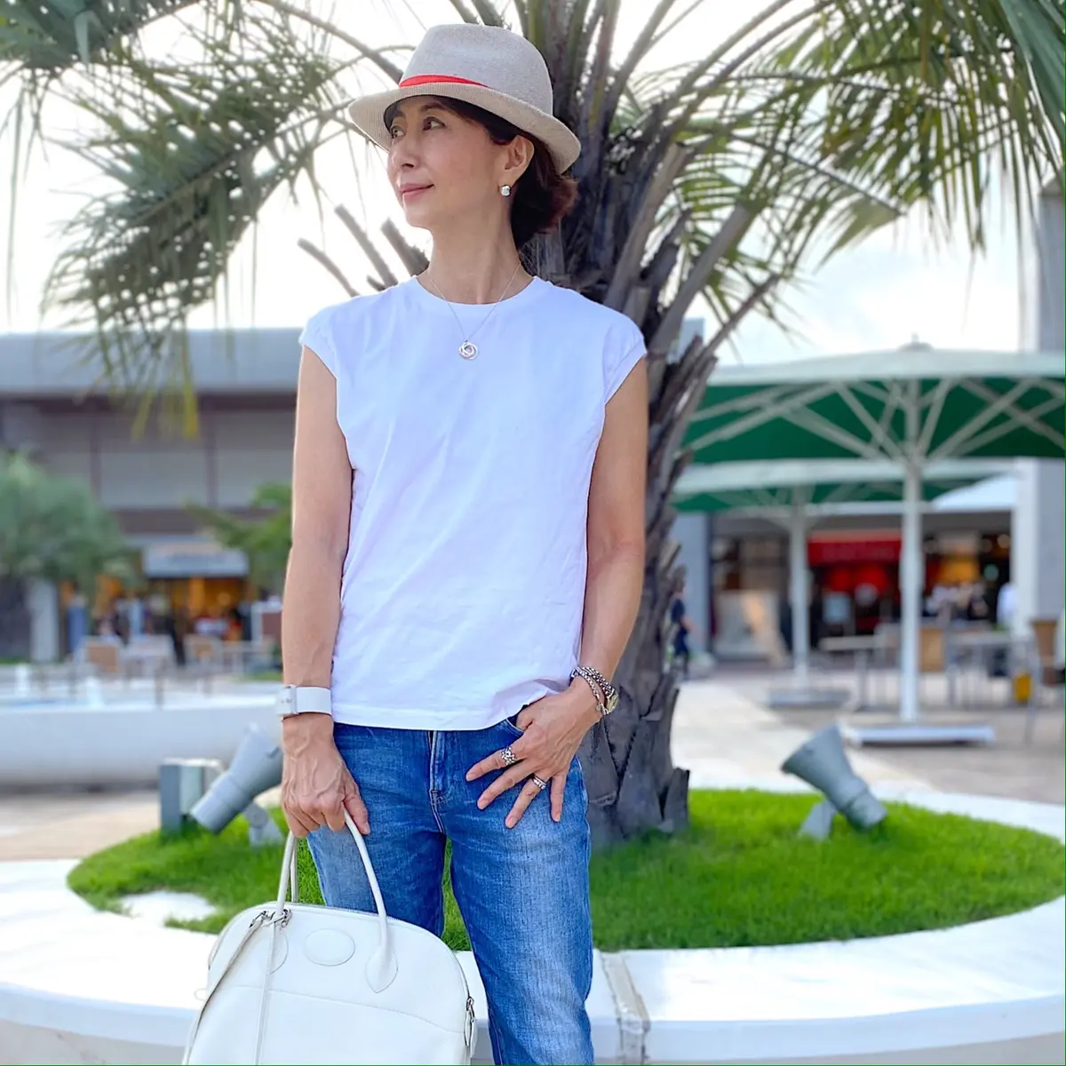 シンプルコーデは小物のチカラを借りての画像_6