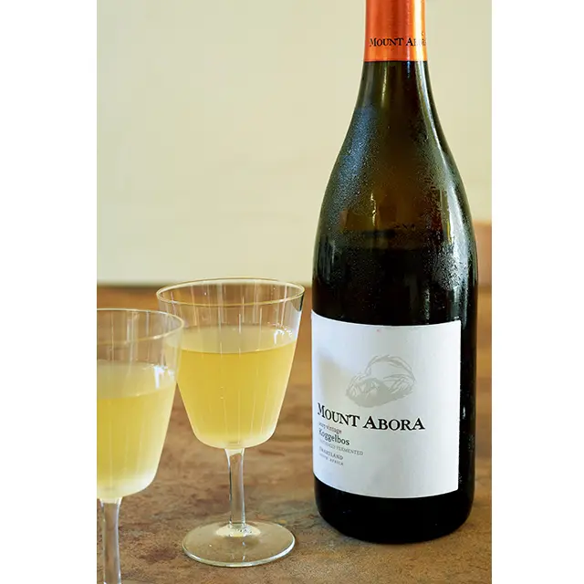 高菜漬けなど乳酸発酵のものは、うま味のある白ワインにぴったり