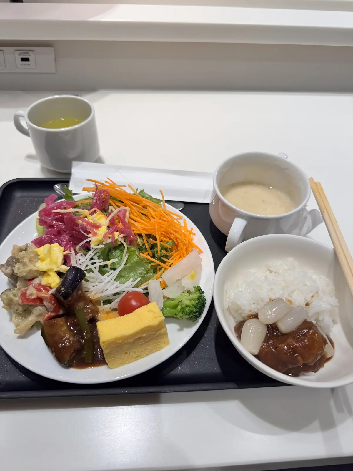 南フランスへ大人の冬旅♡機内コーデは上品の画像_2