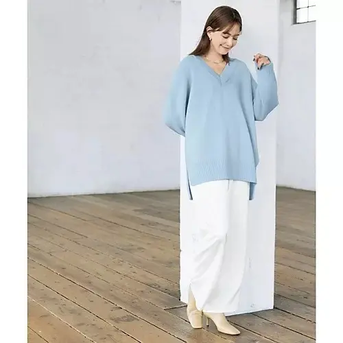 【50代 ファッション】暗くなりがちな冬の画像_3