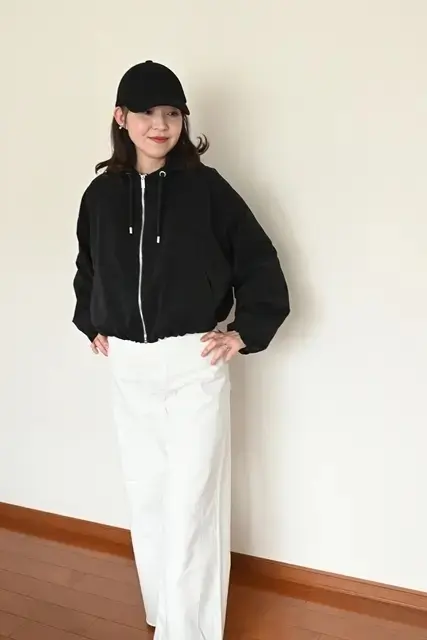 ZARA ショート丈パーカ　コーデ