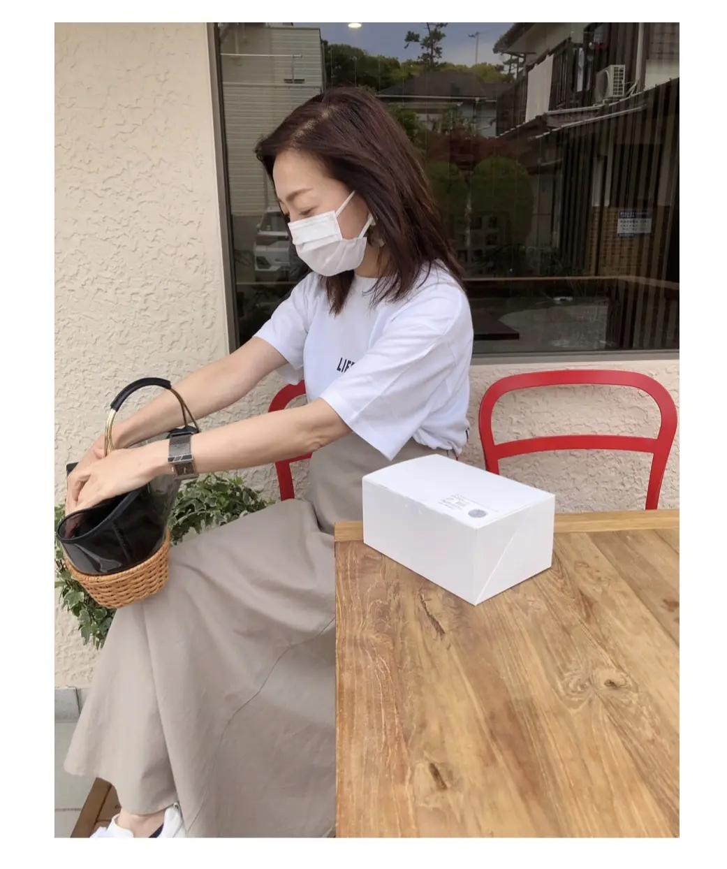 サスペンダースカートとロゴT＆ちょい巻きの画像_4