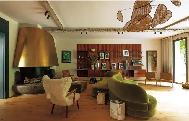 “インダストリアル・シック”を楽しむ家