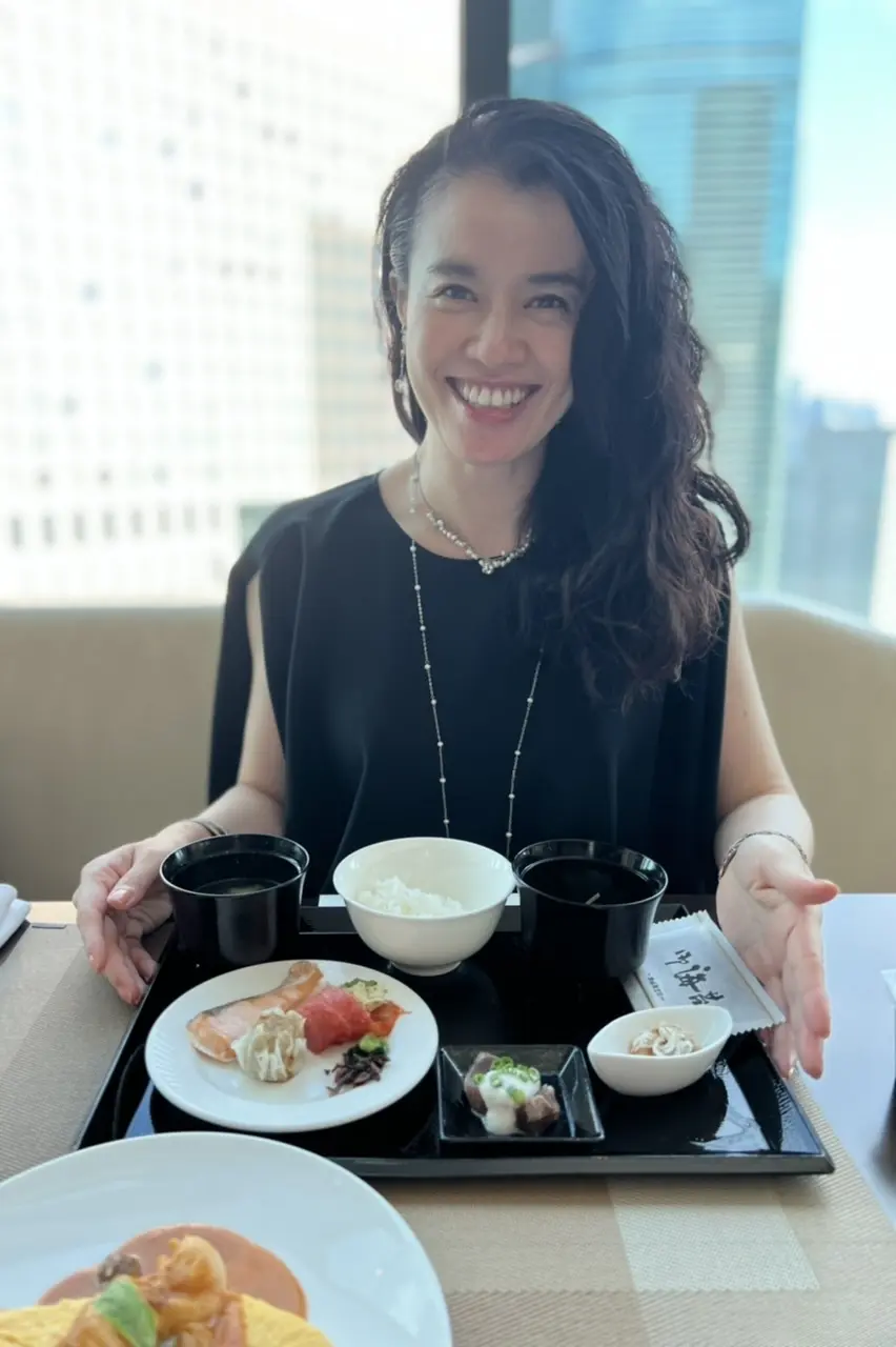 8月の全身ブラック＠コンラッド東京の画像_4