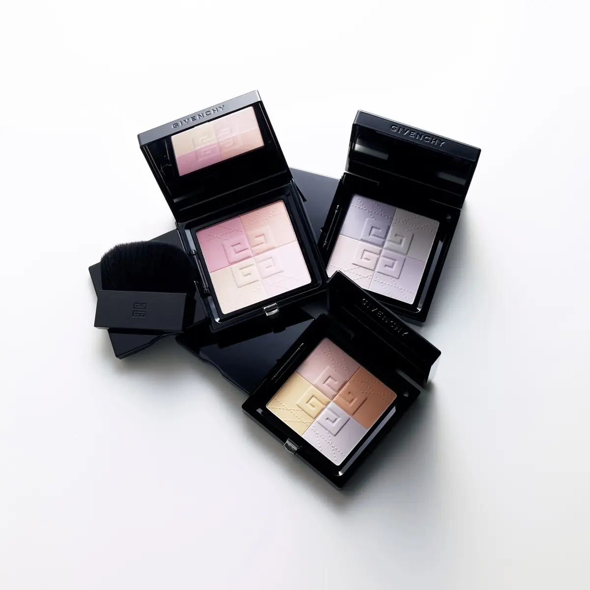 パルファム ジバンシイ 〔LVMHフレグランスブランズ〕 プリズム・リーブル・プレストパウダー