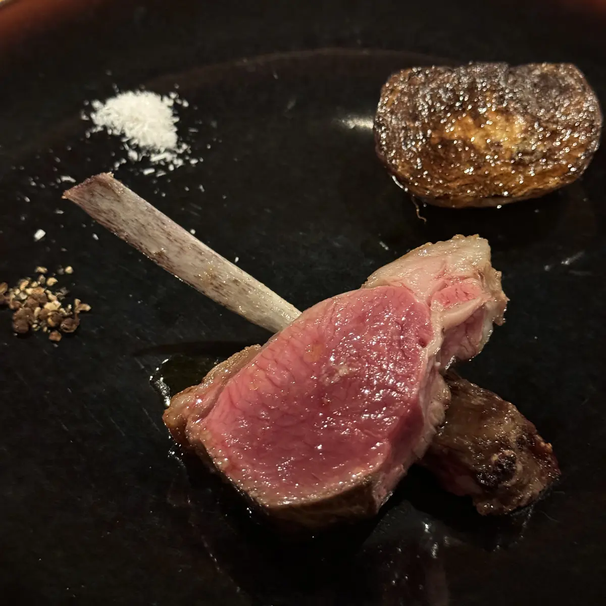 新緑の季節にぴったり！ZARAの白シャツの画像_5