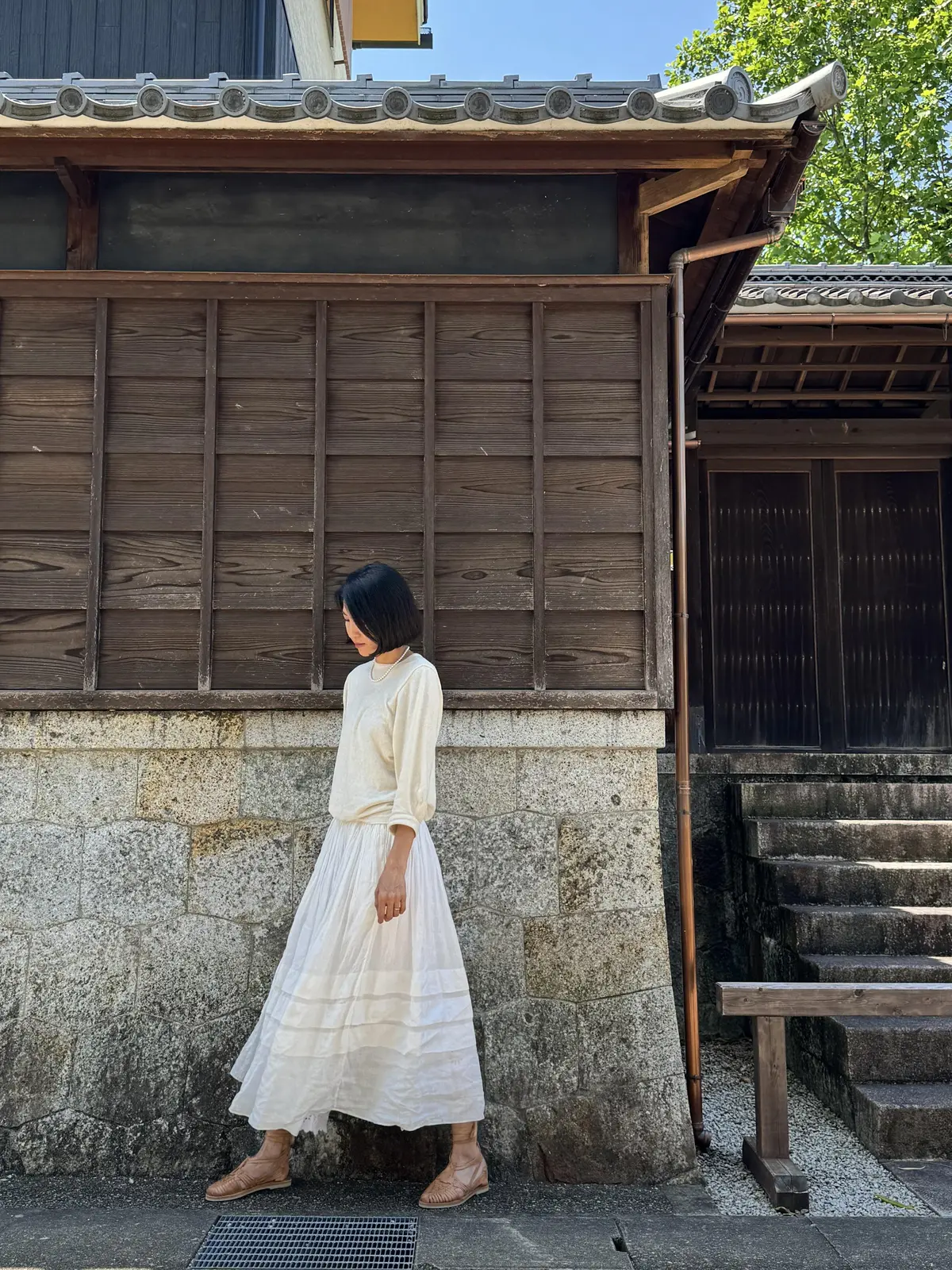 全身ホワイトがおしゃれ！ほめられコーデの画像_1