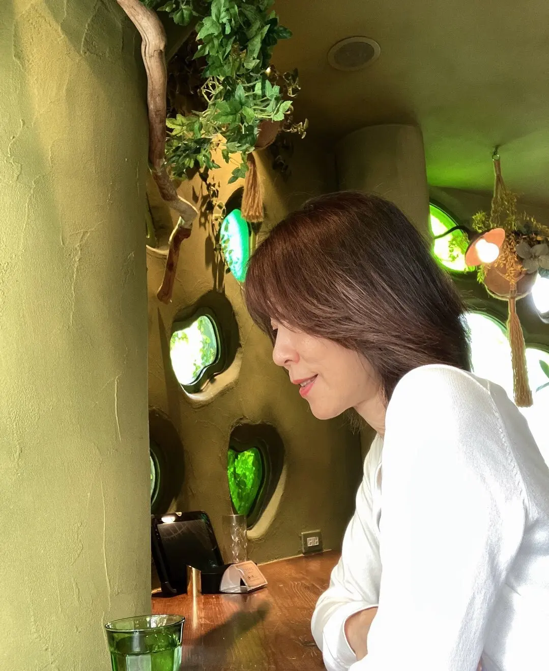 黒スニーカー　オリーブサンド　terakoya 吉祥寺　ワンハンドグルメ　アサイーボール　武蔵野八幡宮　御朱印　PUMAメイズ　jマダムブログ