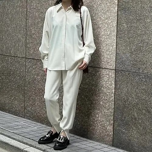 新色ネイビー登場！1600本超えの大ヒッの画像_9