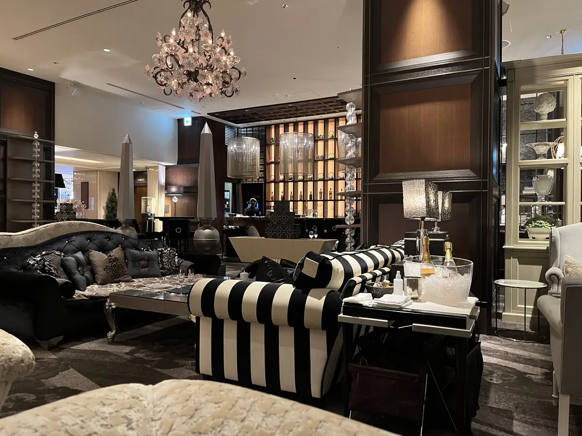 ニューヨークラウンジでアフタヌーンティーの画像_1