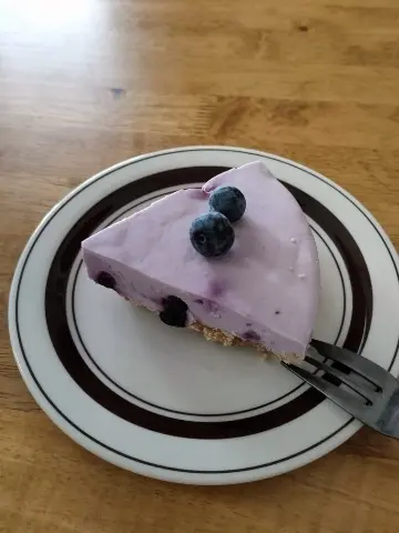 ブルーベリーレアチーズケーキ