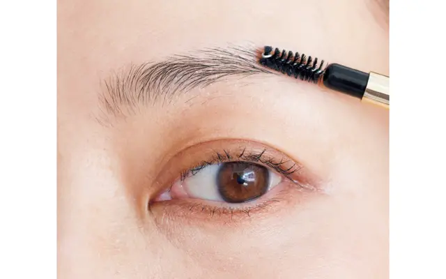 ブラシでならす