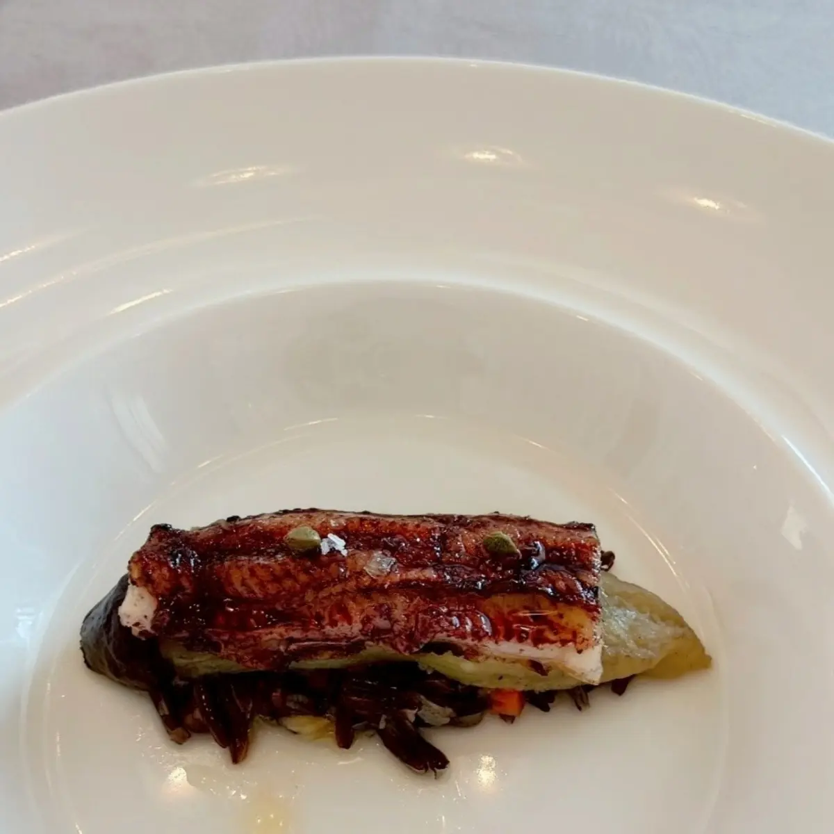 湖畔の洋館　かたくらシルクホテル