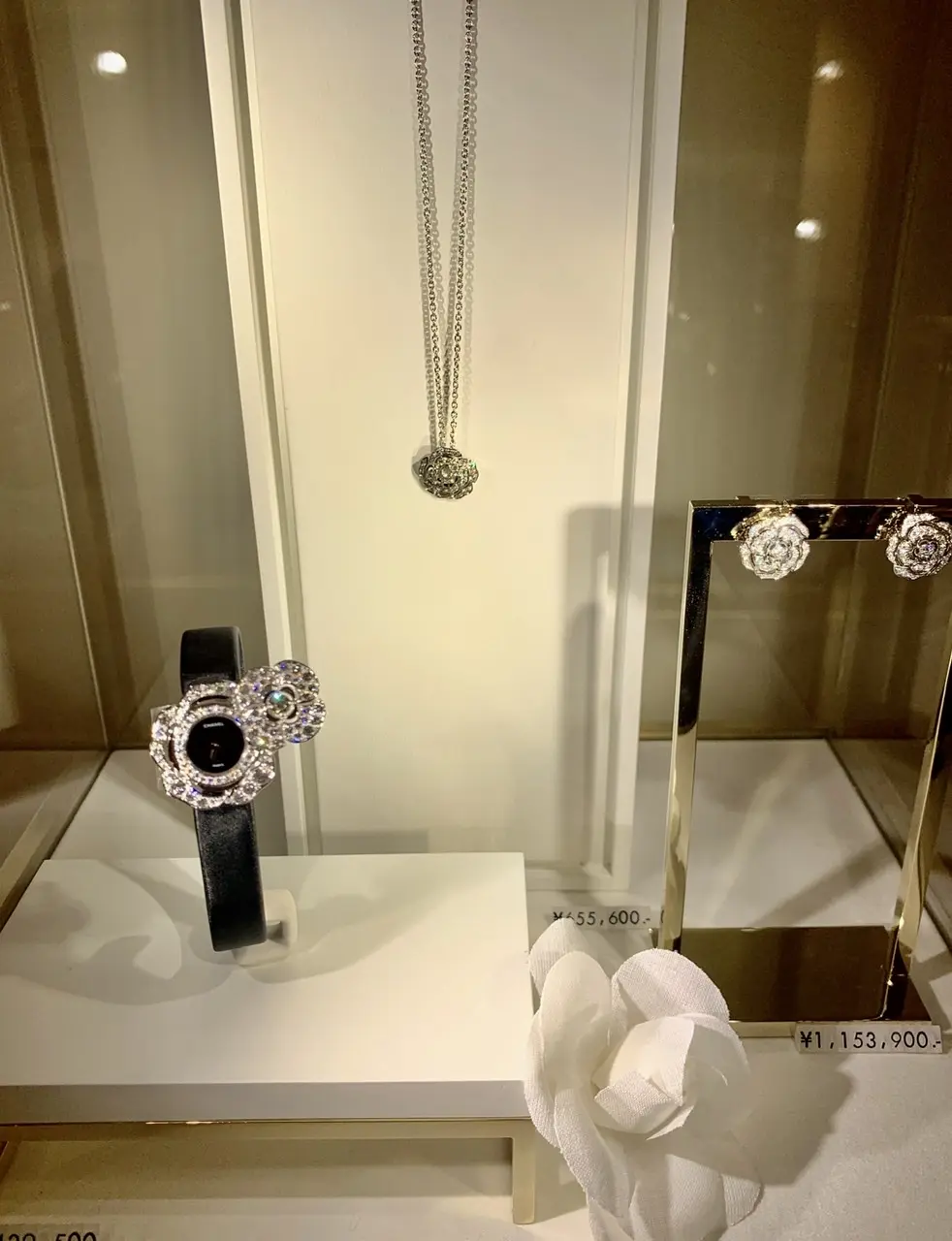 お気に入りのコートで『CHANEL SUの画像_4