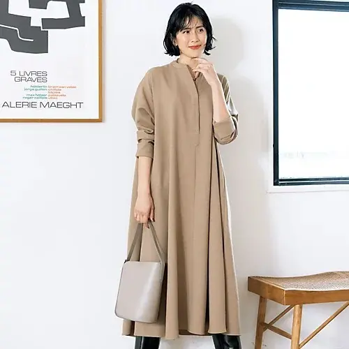 地曳いく子×eclat 大人ボリュームワンピース ￥28,600