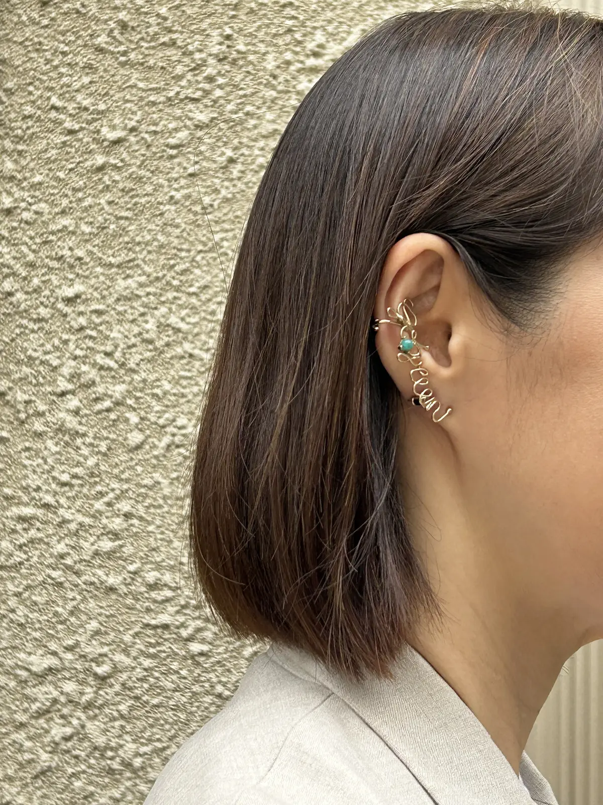 コーデの主役は麻です。麻は大人が着こなせの画像_3