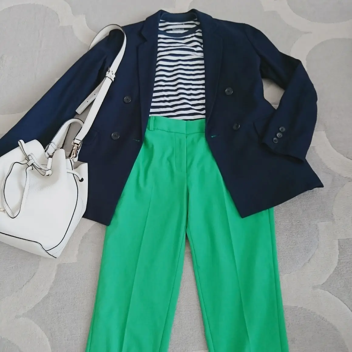 「きれい色」。私が選んだのはPLSTのリの画像_4